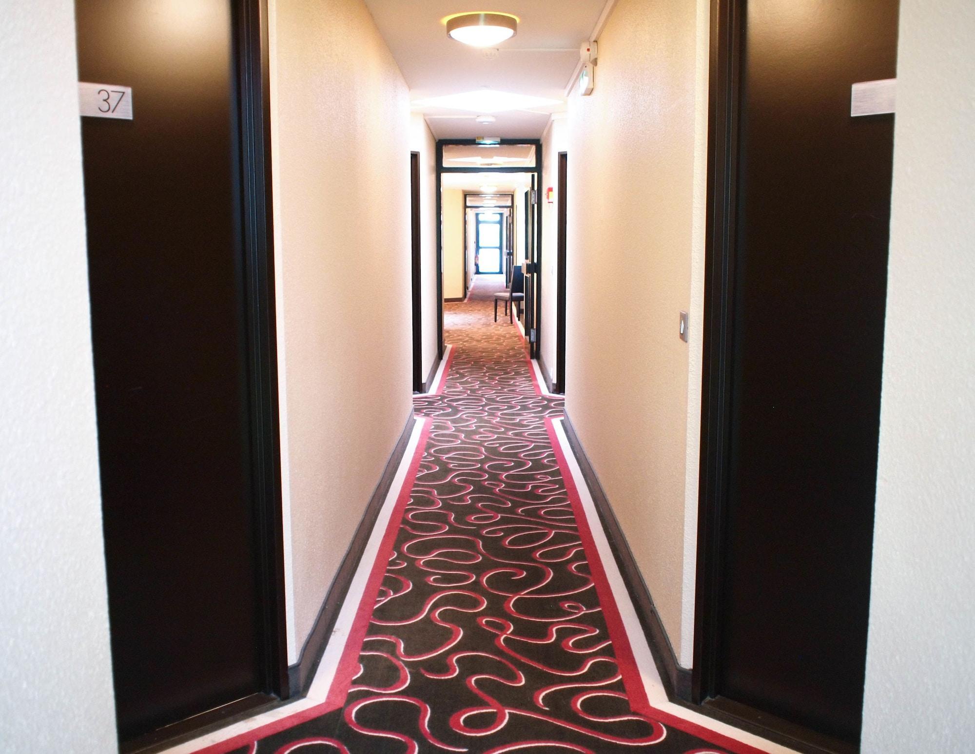 Hotel Inn Design Resto Novo Le Mans アルナージュ エクステリア 写真