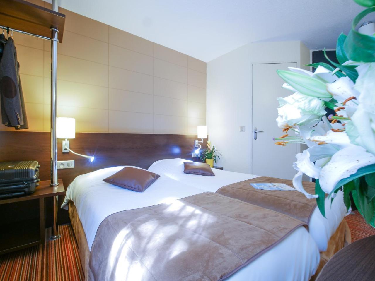 Hotel Inn Design Resto Novo Le Mans アルナージュ エクステリア 写真